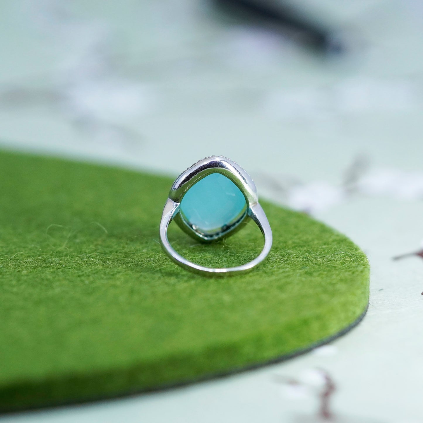 Size 7.25, vintage Sterling 925 silver statement ring W/ cushion cut chalcedony