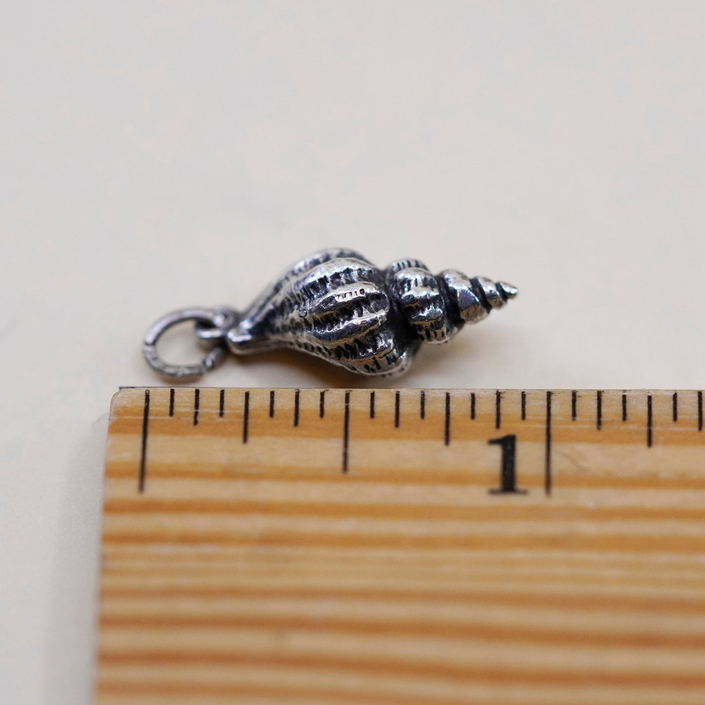Vintage Sterling silver handmade pendant, 925 shell charm