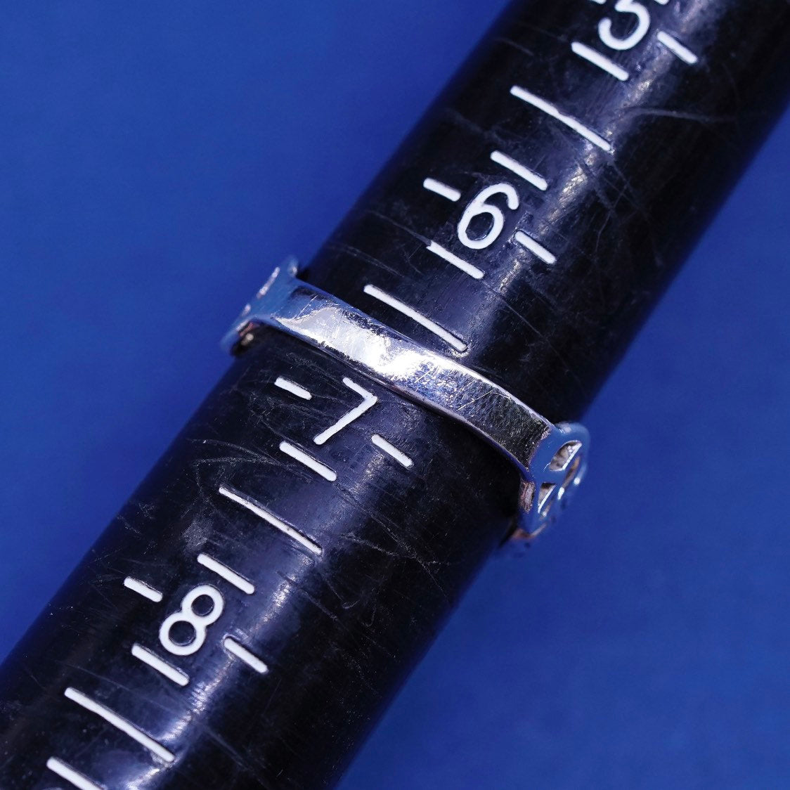 sz 6.75, vtg sterling silver handmade ring, 925 band engraved CND peace symbol