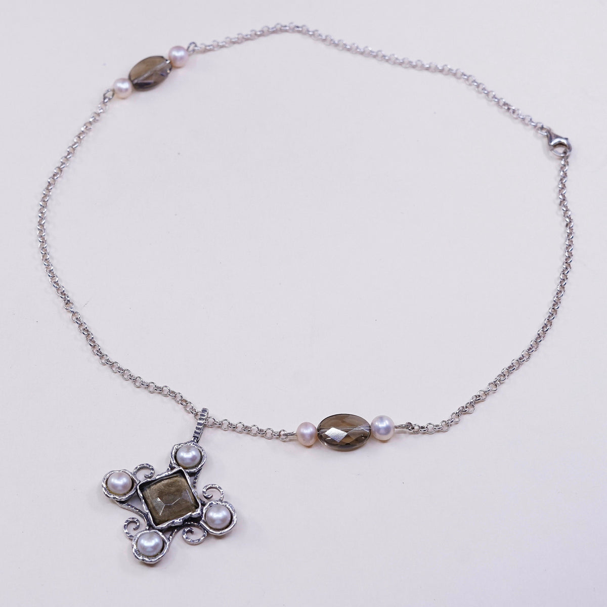 18", Shube Israel sterling silver 925 silver necklace w/ pearl topaz pendant