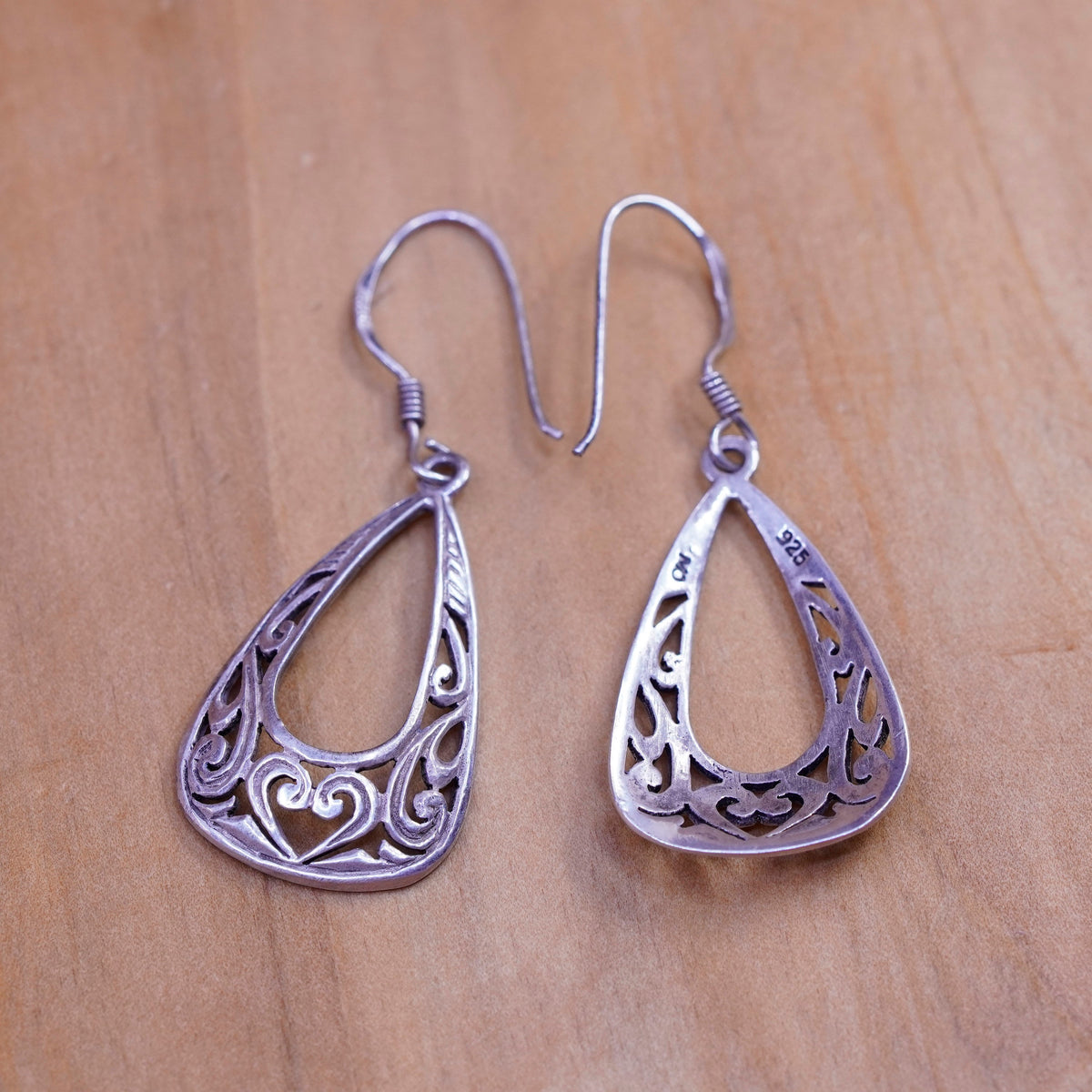 Vintage Sterling silver handmade earrings, filigree 925 teardrops
