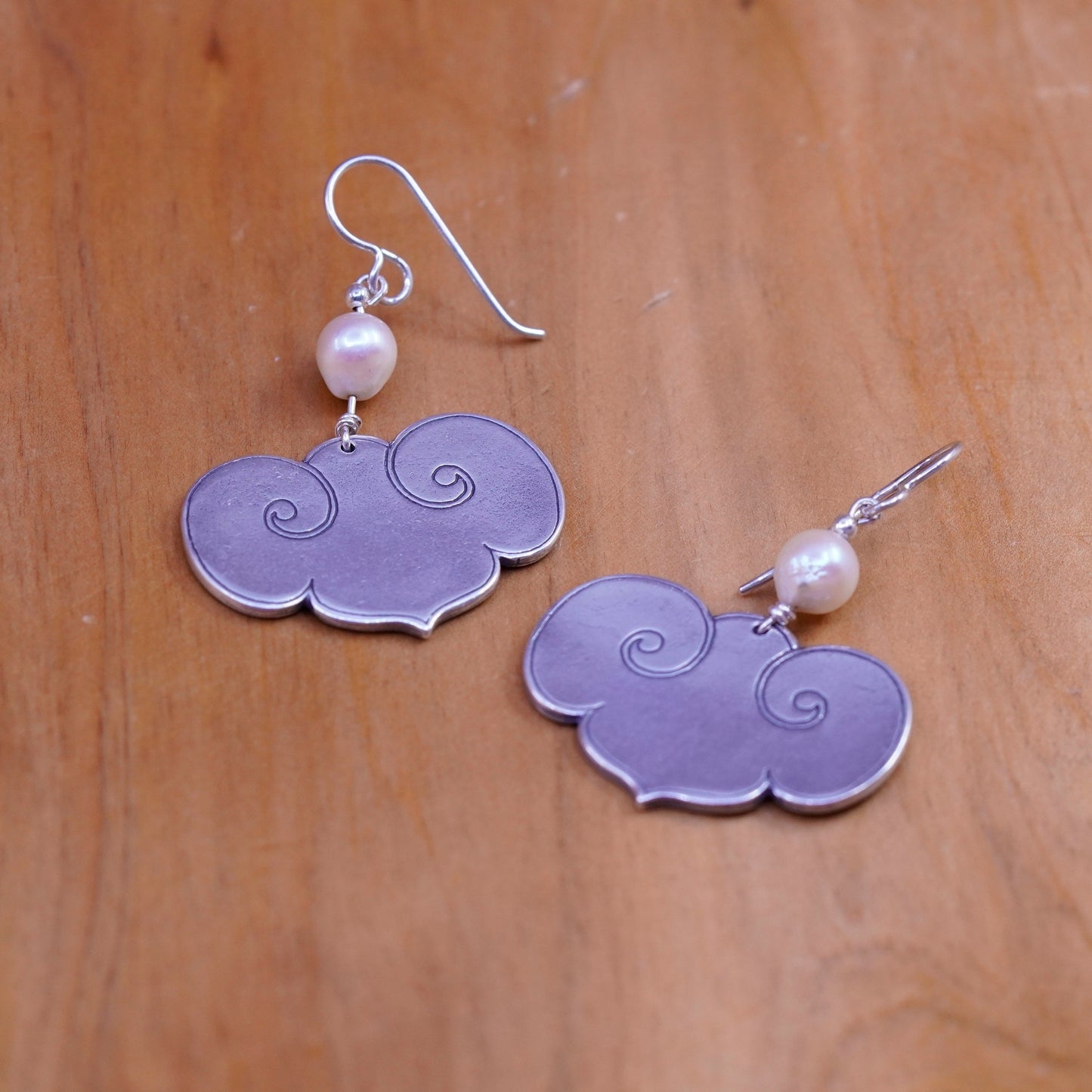 Vintage Sterling 925 silver handmade oriental cloud earrings with pearl