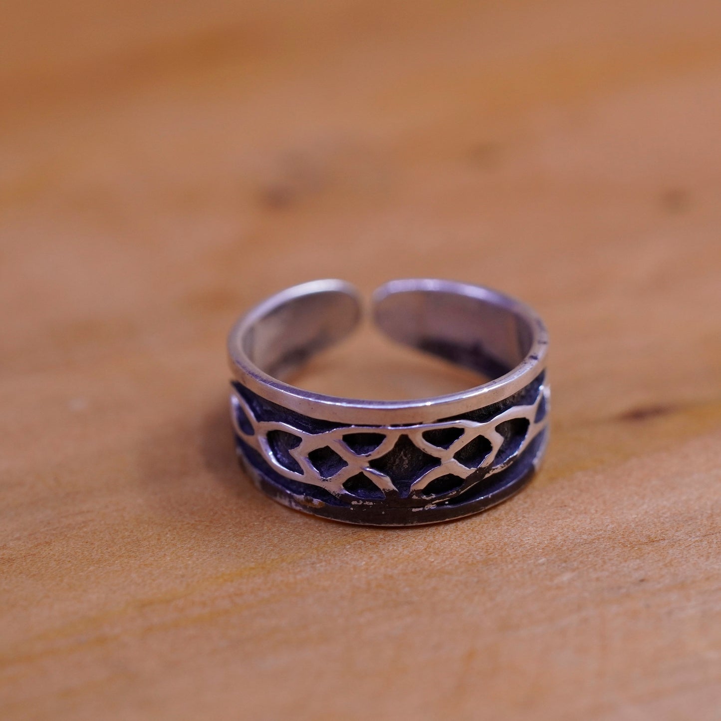 Size 2.25, vintage Sterling silver handmade ring, 925 textured band, open end