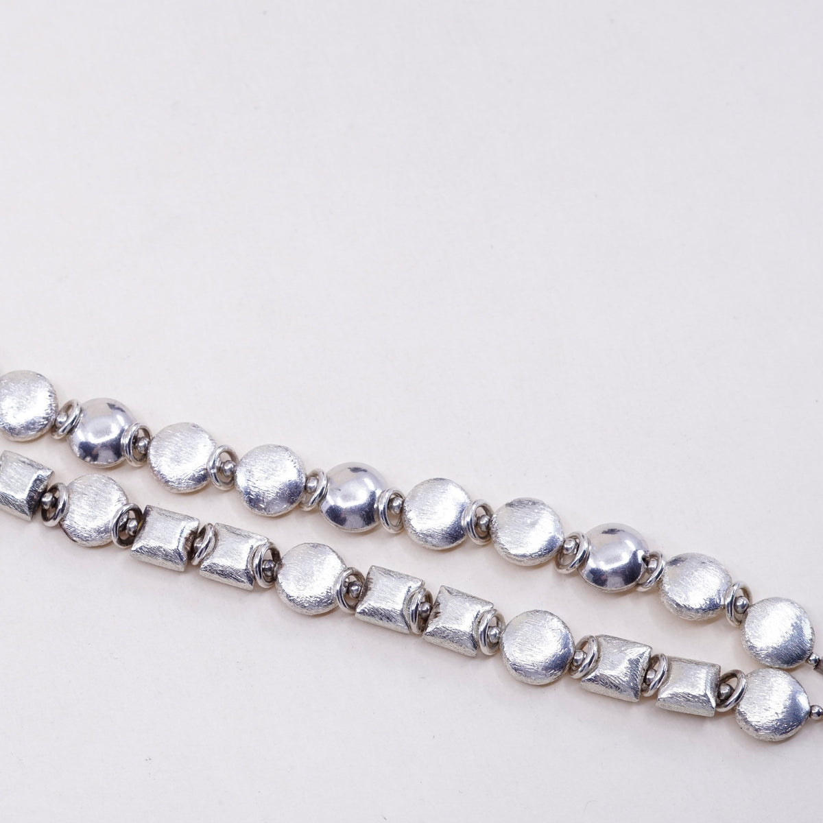 6.75”, Vintage mexico sterling silver double stands bracelet with textured disc