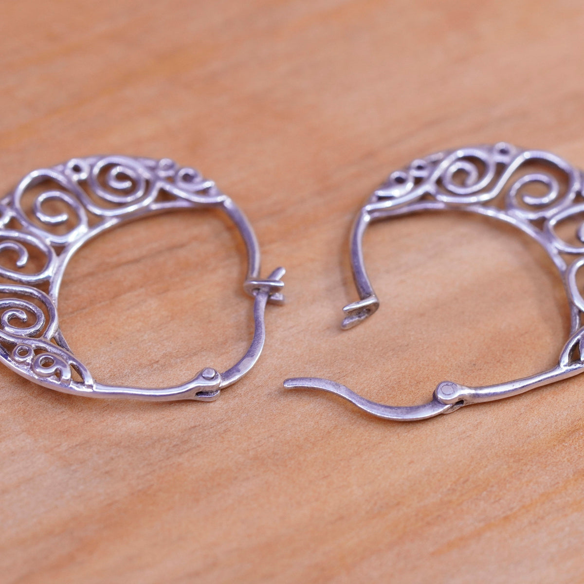 1”, vintage Sterling silver filigree hoop earrings, 925 huggie