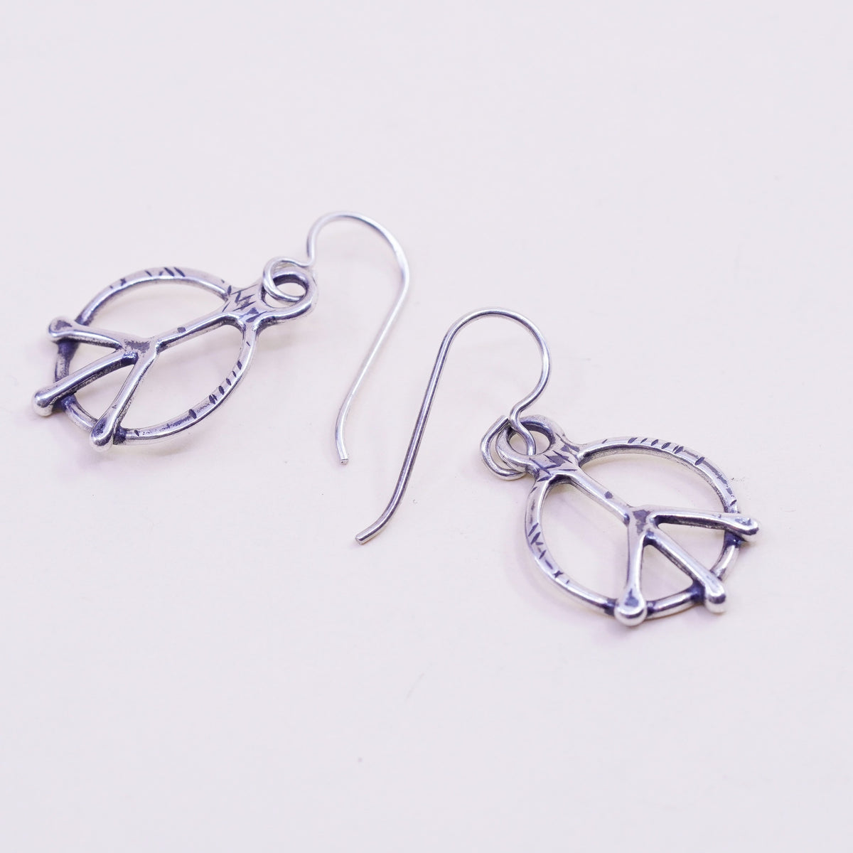 Vintage Israel Sterling 925 Silver Hammered peace CND sign Earrings