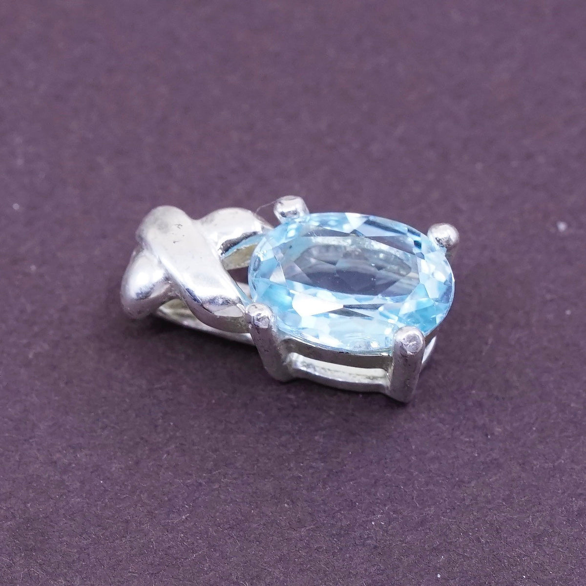 Vintage Sterling silver pendant, solid 925 silver with blue topaz