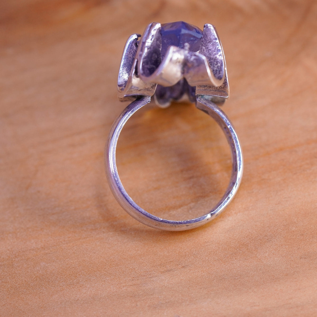Size 7.25, Vintage Sterling 925 silver handmade flower crown ring blue quartz