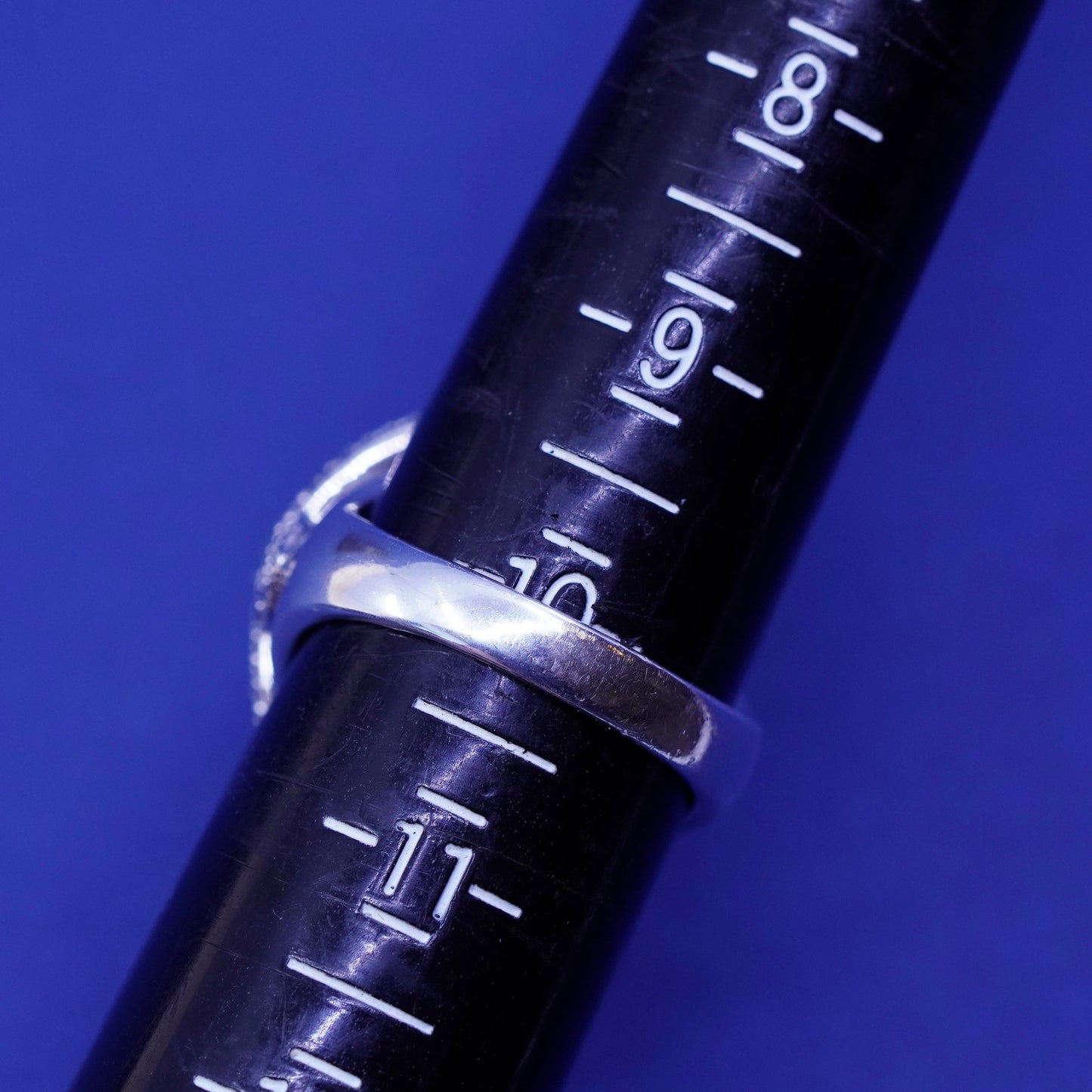 sz10, vtg 925 Sterling 925 Silver teardrop Chalcedony Cocktail Ring Marcasite