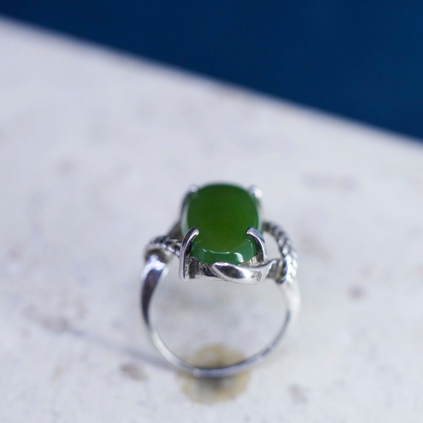 Size 6, vintage sterling 925 silver handmade ring with oval jade
