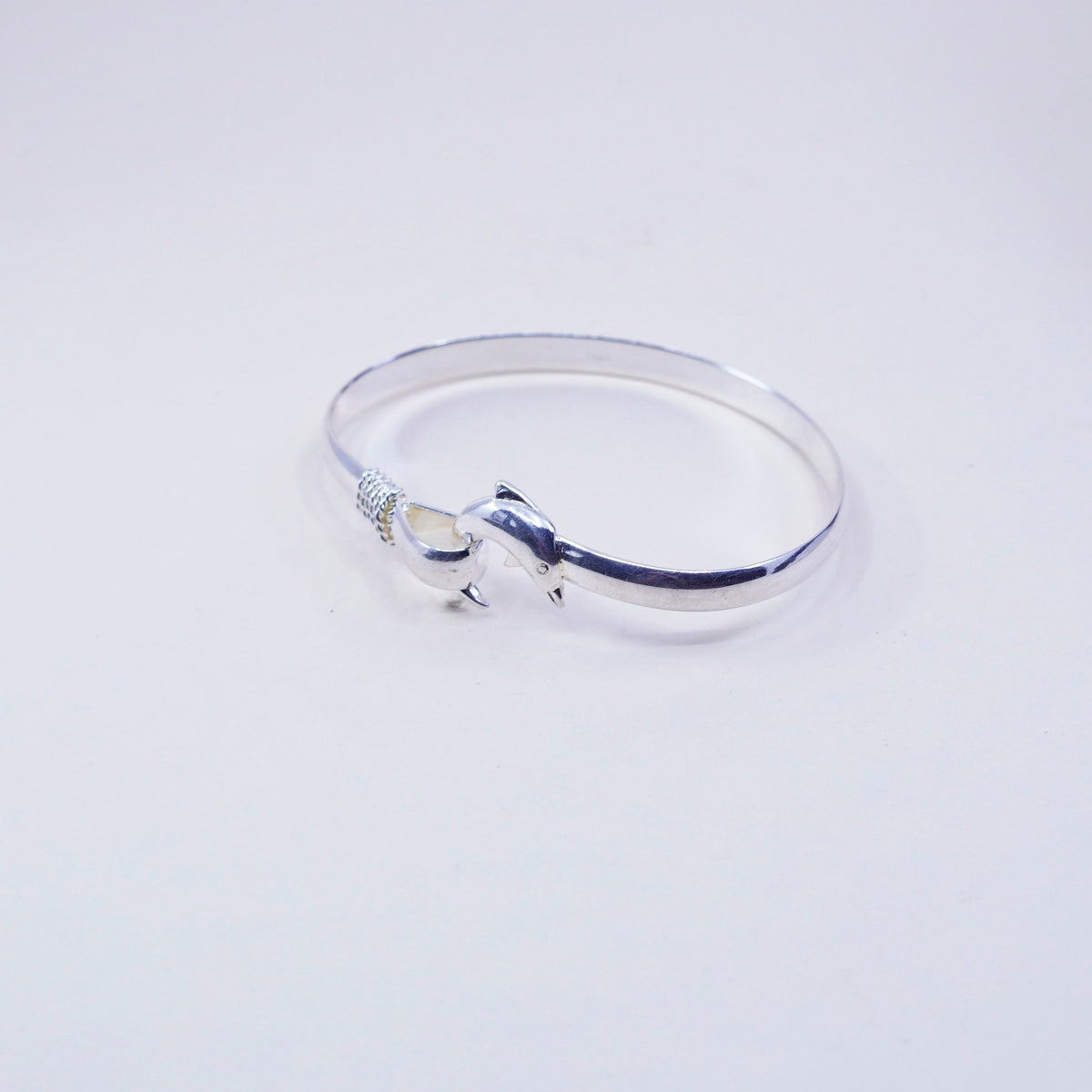 6.5”, Vintage sterling 925 silver handmade bracelet latch bangle dolphin
