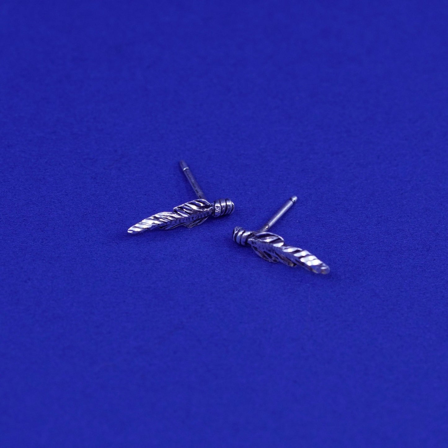 Native American southwestern sterling silver earrings, 925 feather studs