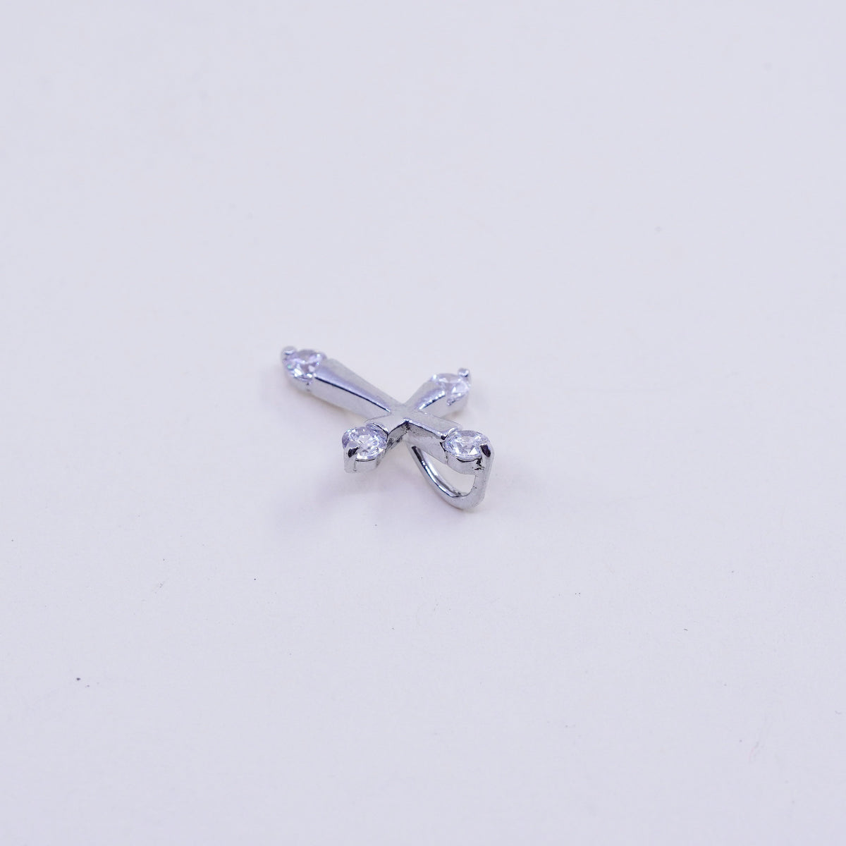 Vintage Sterling 925 silver pendant with clear cz cross pendant