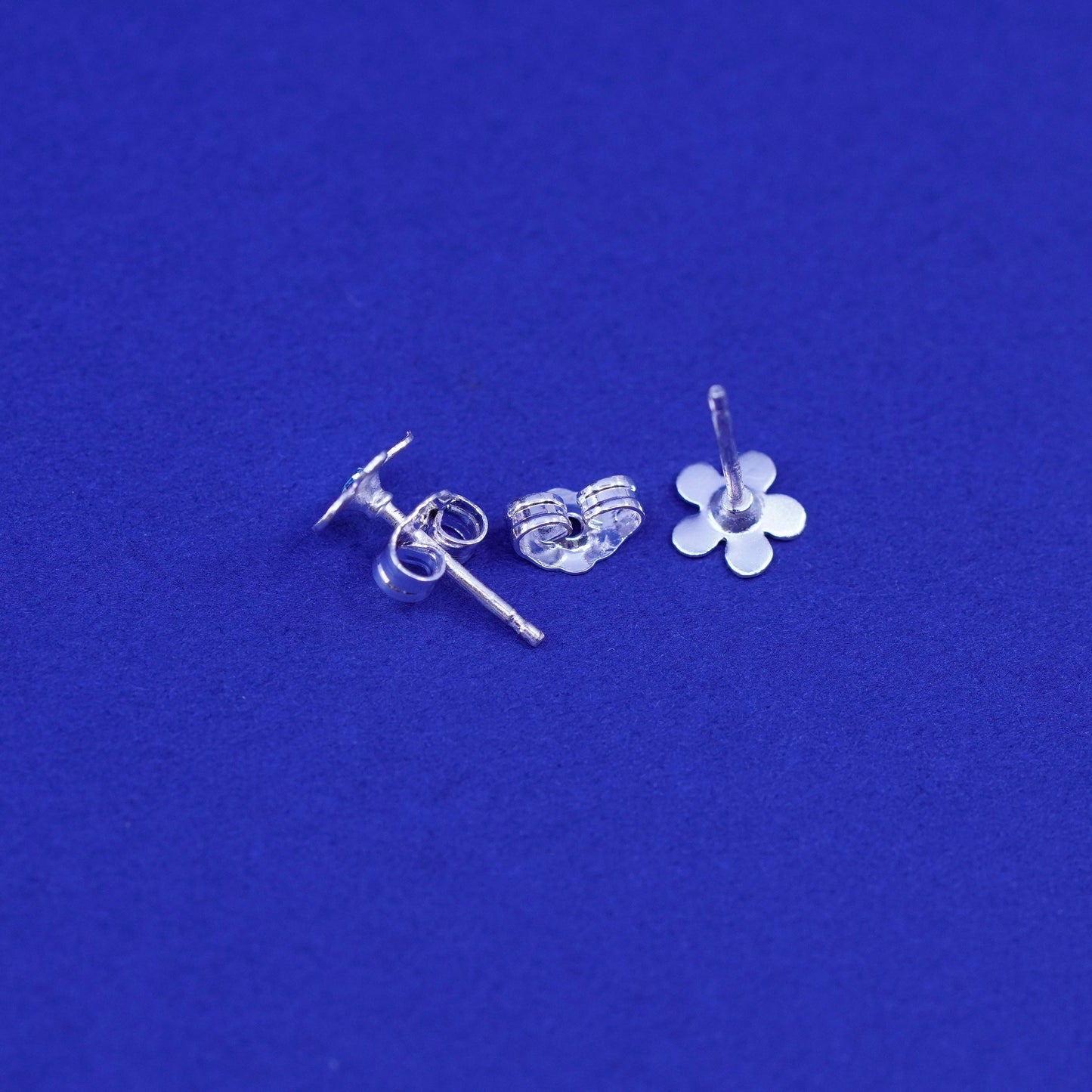 5mm, Vintage sterling silver handmade earrings, 925 flower studs with blue cz