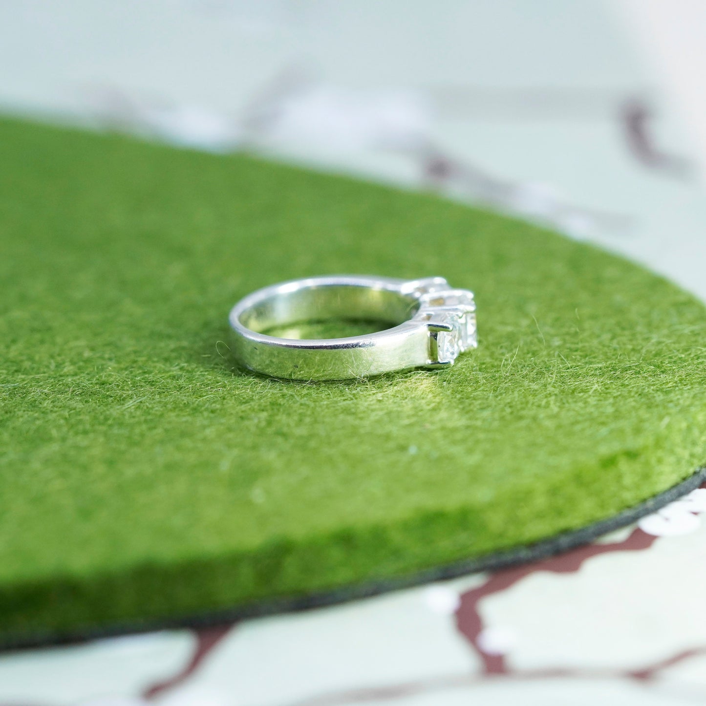 Size 6, sterling silver ring, 925 band with cz and engraved “love honor cherish