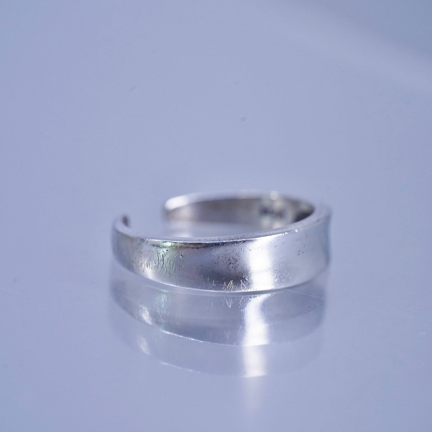 Size 5, VTG southwestern Sterling 925 silver handmade ring, textured open band