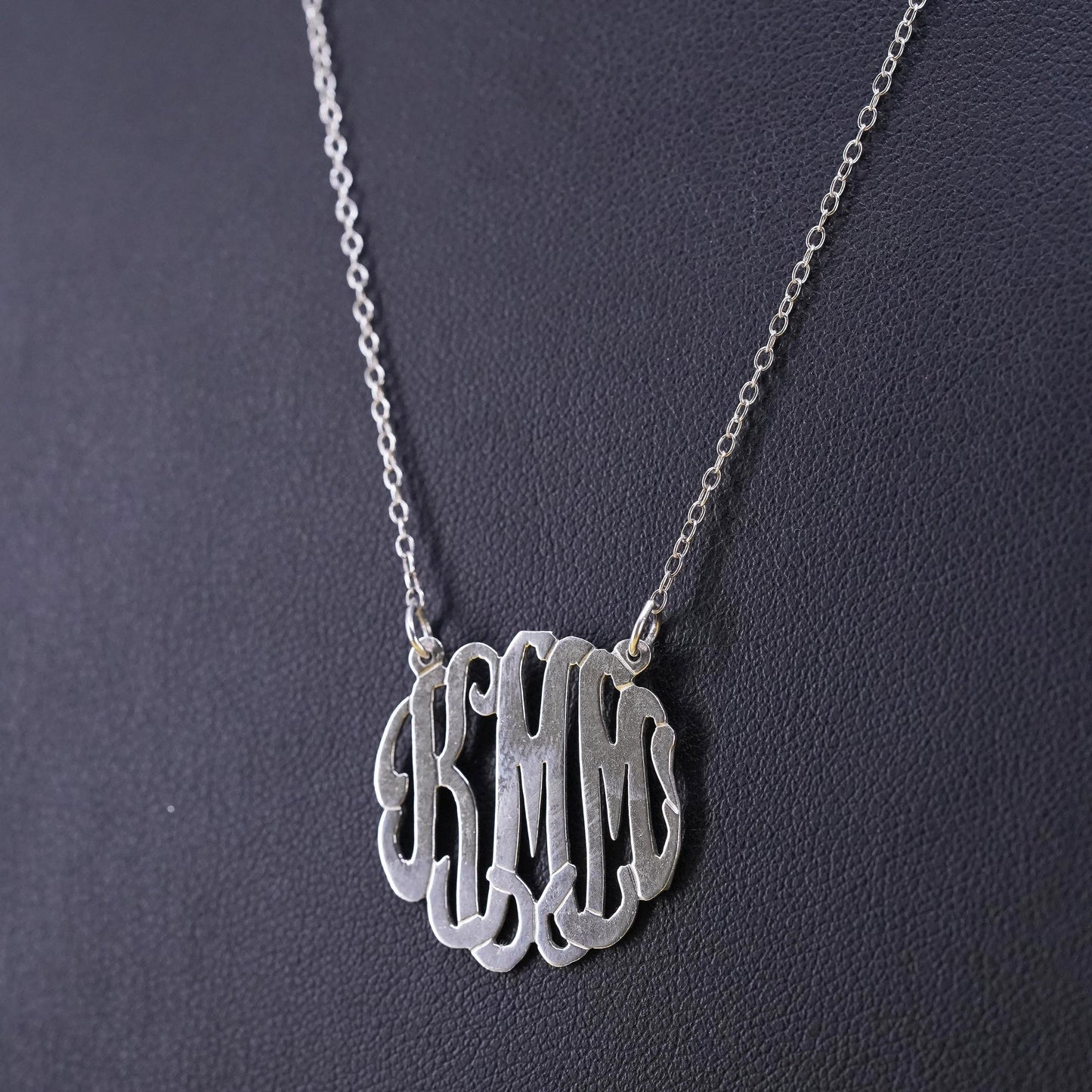 19", Italian Sterling 925 Silver circle Chain Necklace w/ monogram KMM pendant