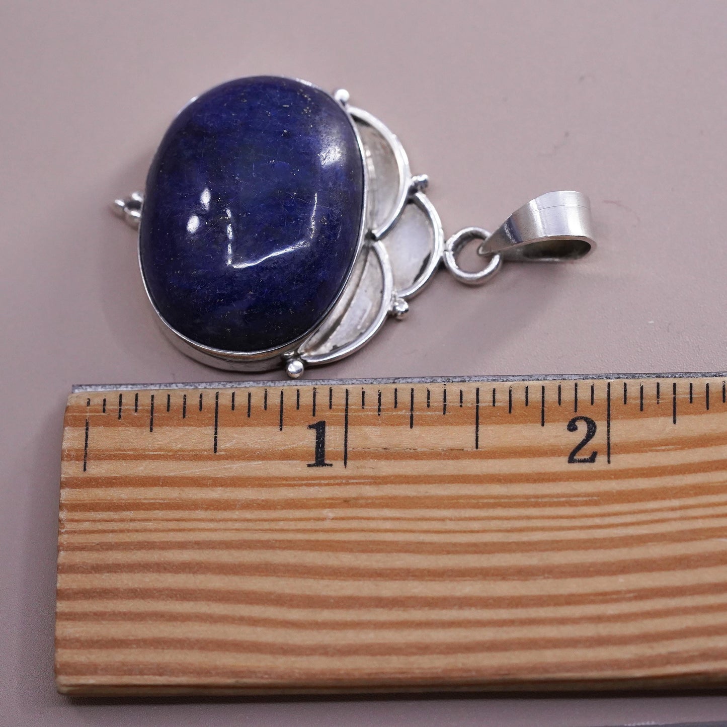 Vintage sterling 925 silver handmade pendant with oval shaped lapis lazuli