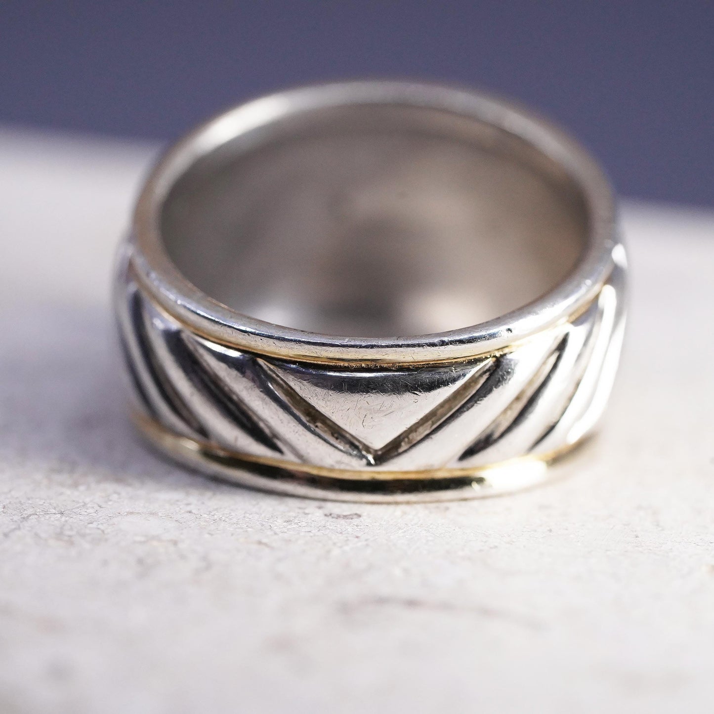 Size 7.5, vintage Sterling 925 silver handmade ribbed cable textured ring band