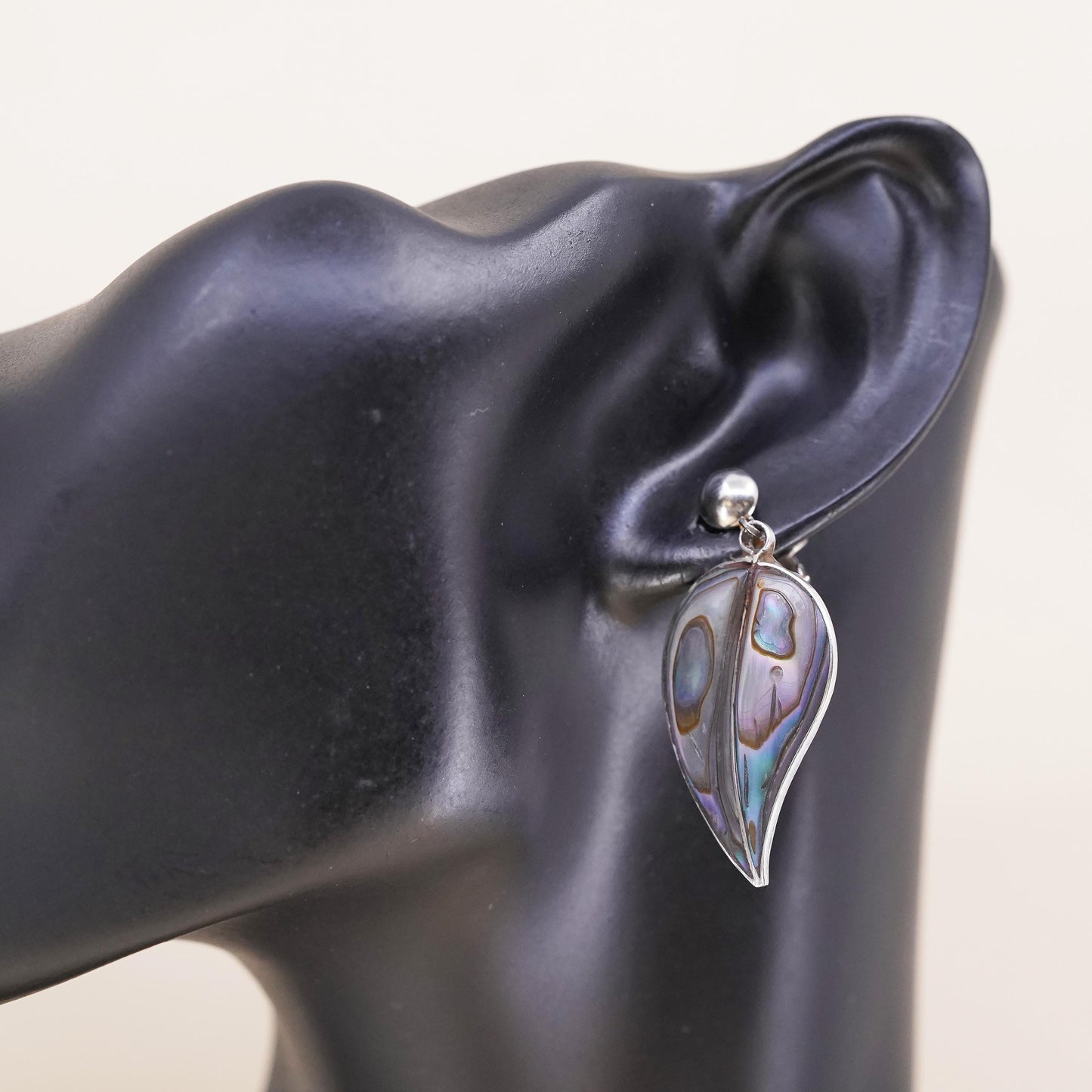 Mexican Taxco sterling silver single earring, 925 clip on leaf pendant abalone
