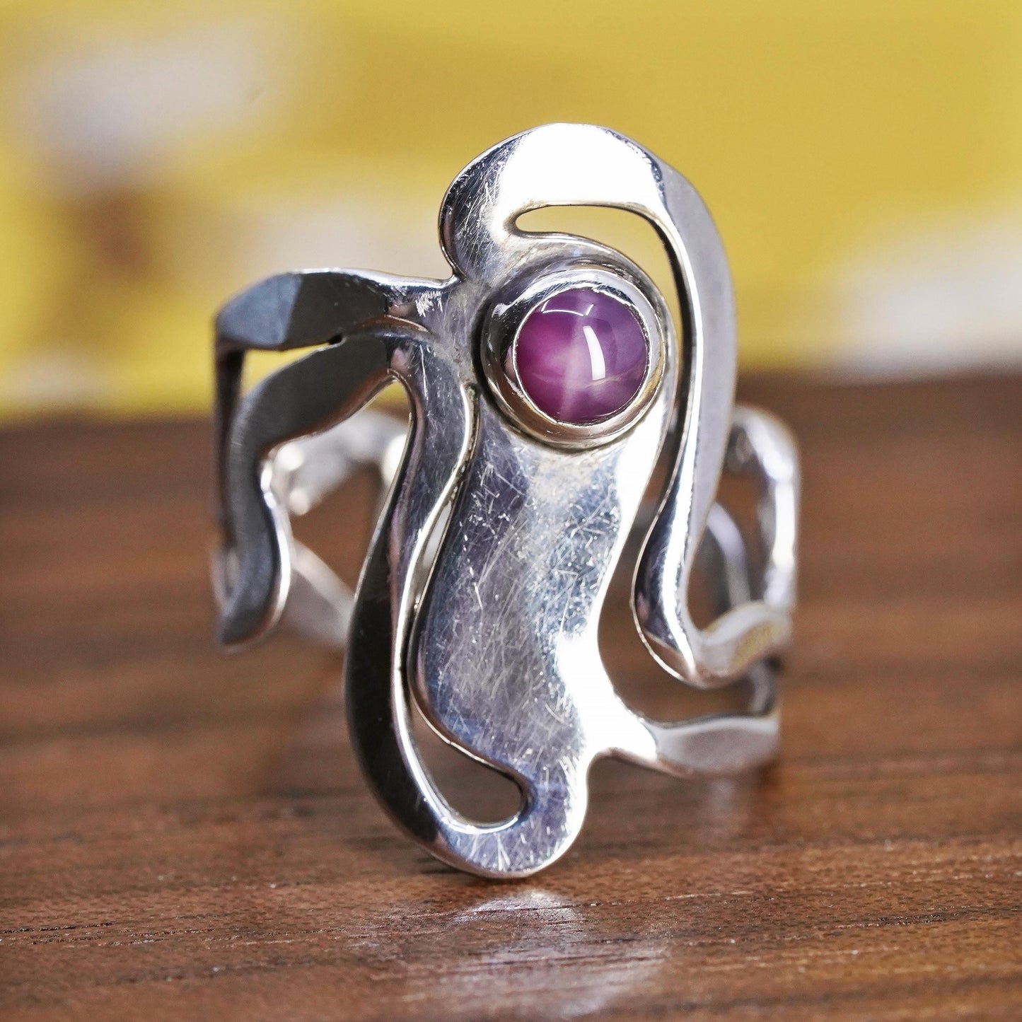 Size 6.75, Designer Comm Sterling 925 silver wide wavy ring pink star sapphire