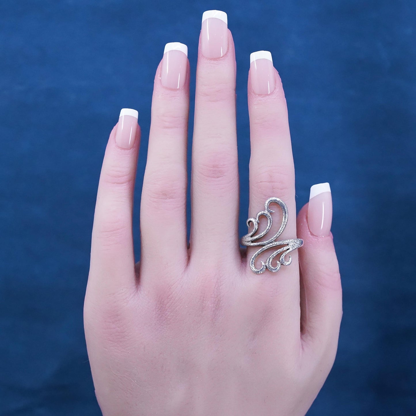Size 8, VTG minimalist, simple Sterling 925 silver handmade wide wavy ring band