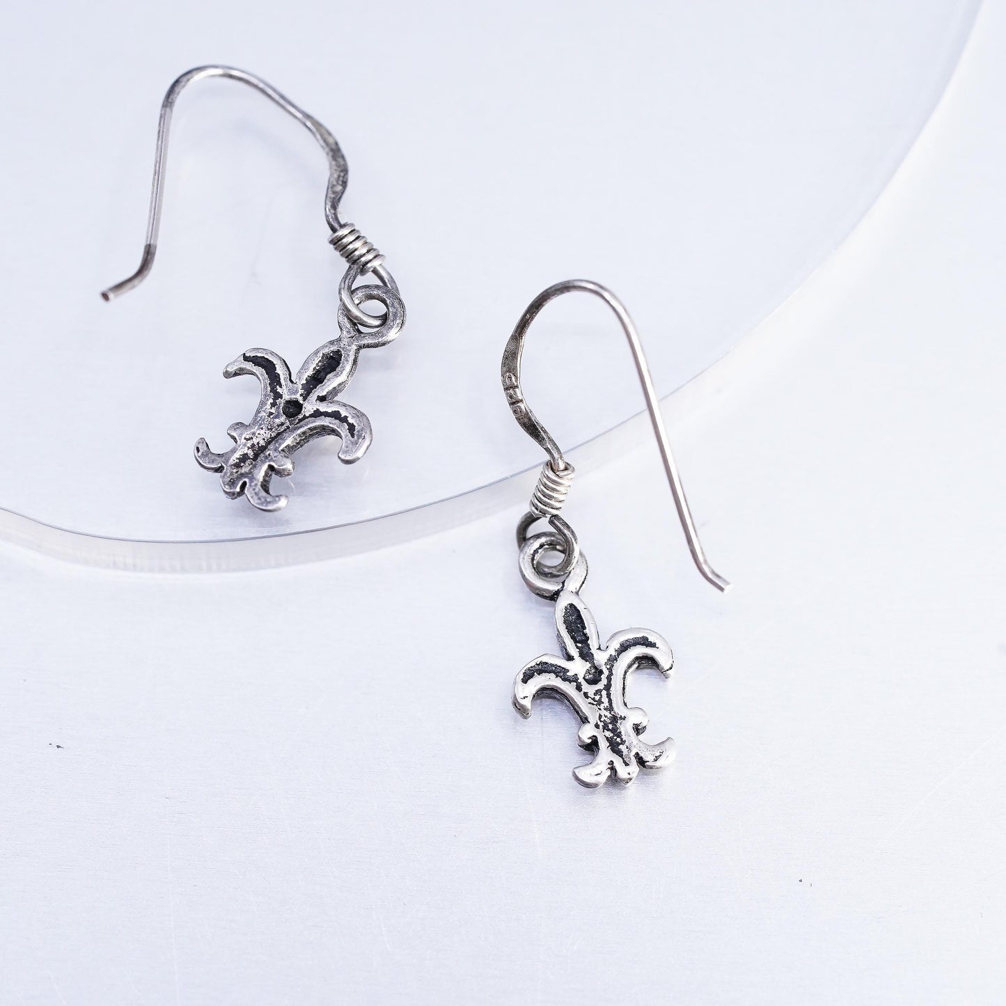 VTG Sterling Silver Fleur de Lis Earrings, French Lily Drops, Heraldic Jewelry