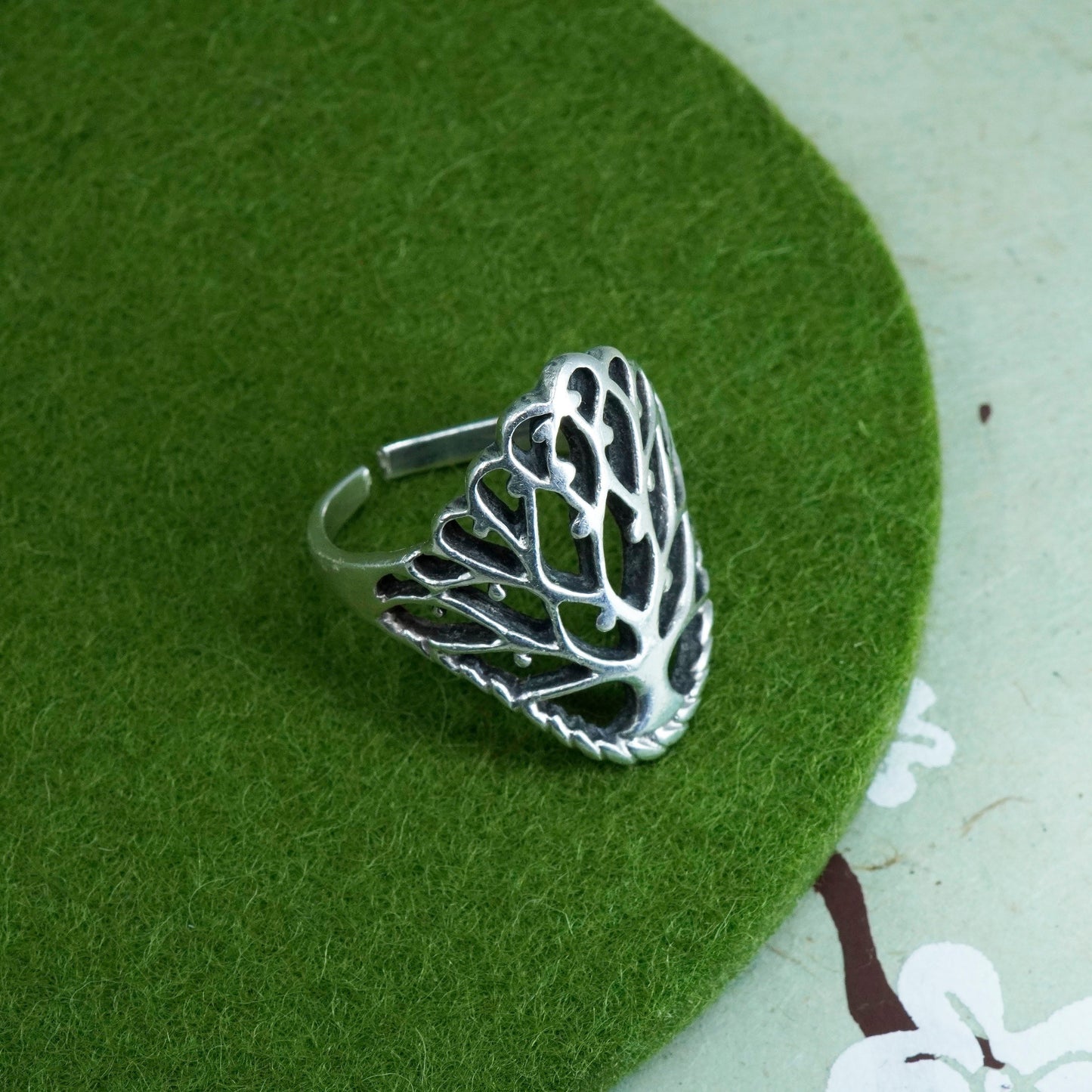 Size 7.75, vintage sterling silver handmade ring, 925 filigree tree band