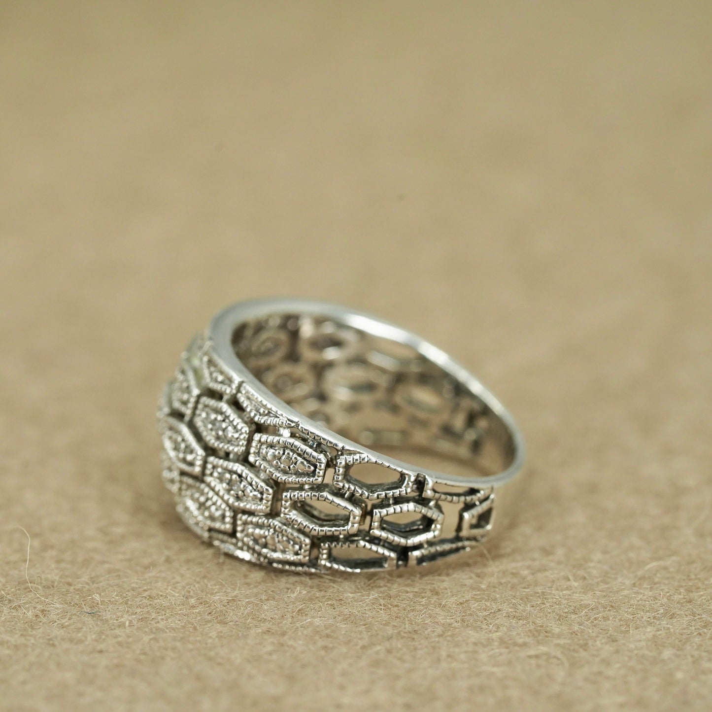 Size 9.5, vintage Sterling 925 silver ring, filigree band with cluster diamonds