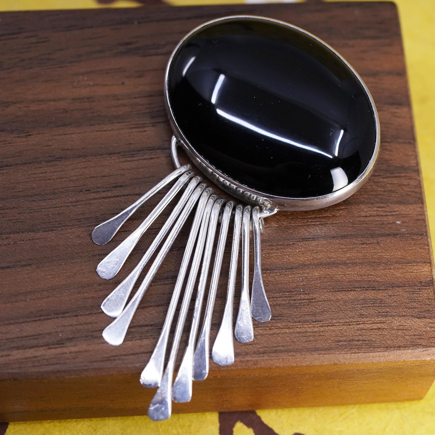 southwestern Mexican Sterling Silver 925 AIS Black Onyx oval Pin Brooch Pendant