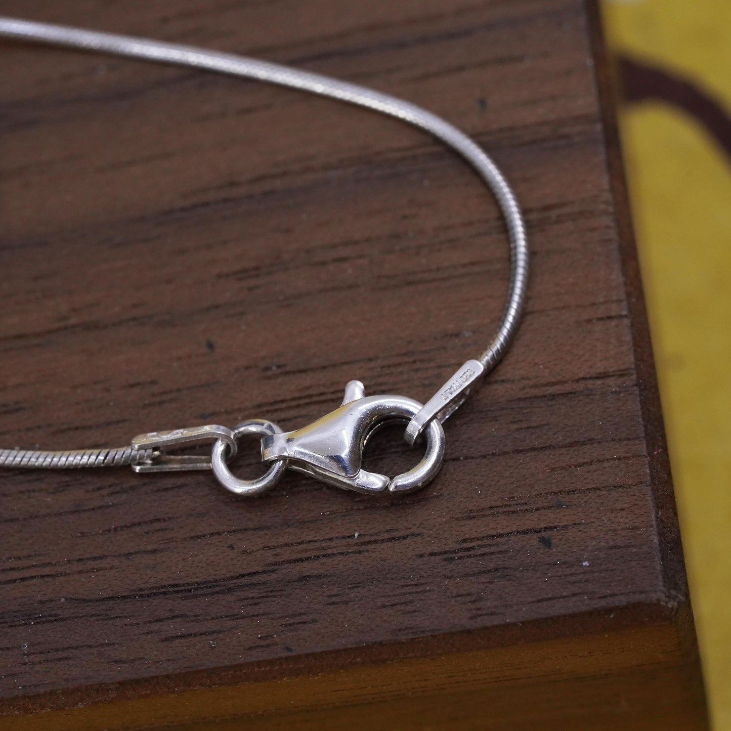 18”, vintage Sterling silver necklace, Italy 925 snake chain circle pendant