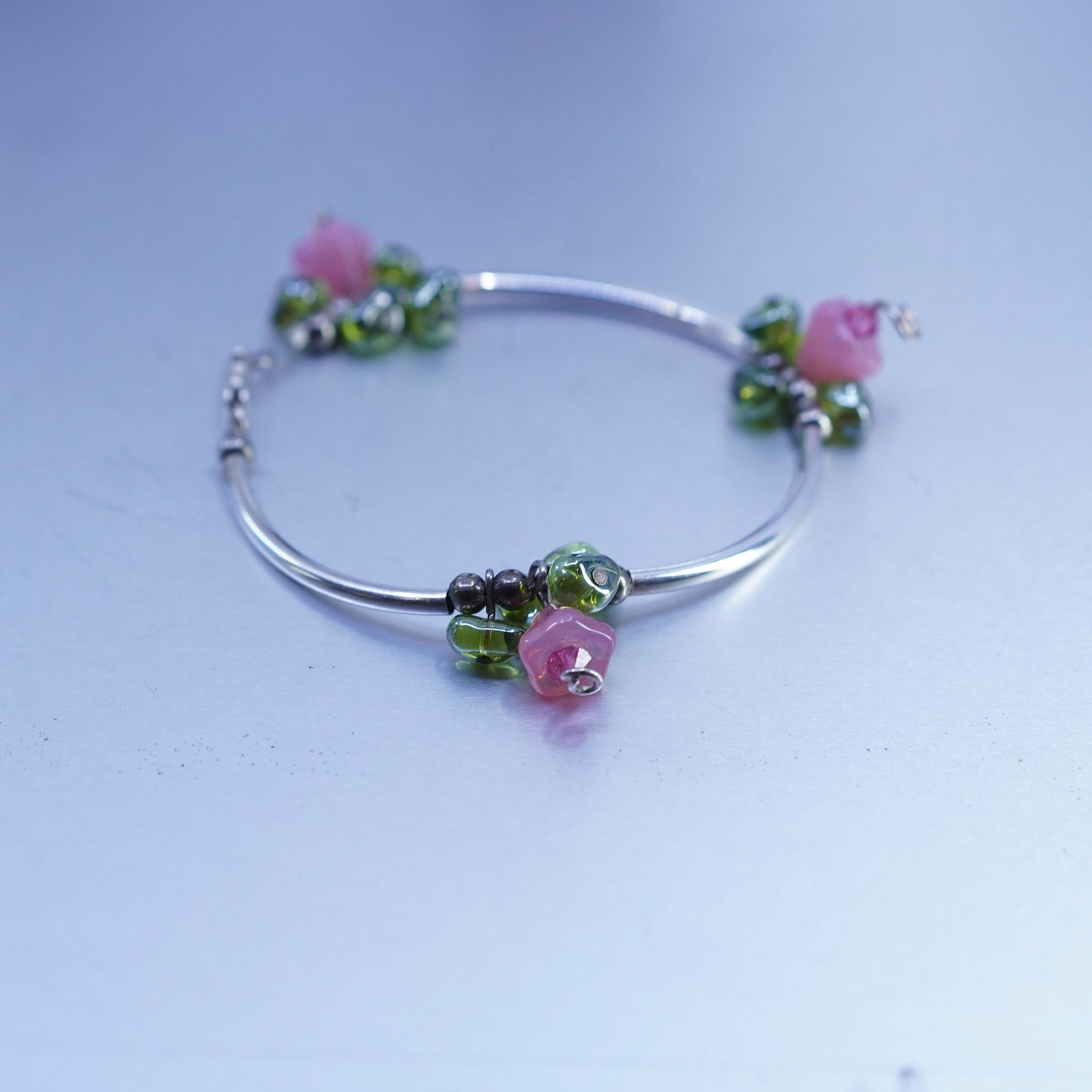 7.25”, vintage Sterling 925 silver curve tube bracelet with pink green glass