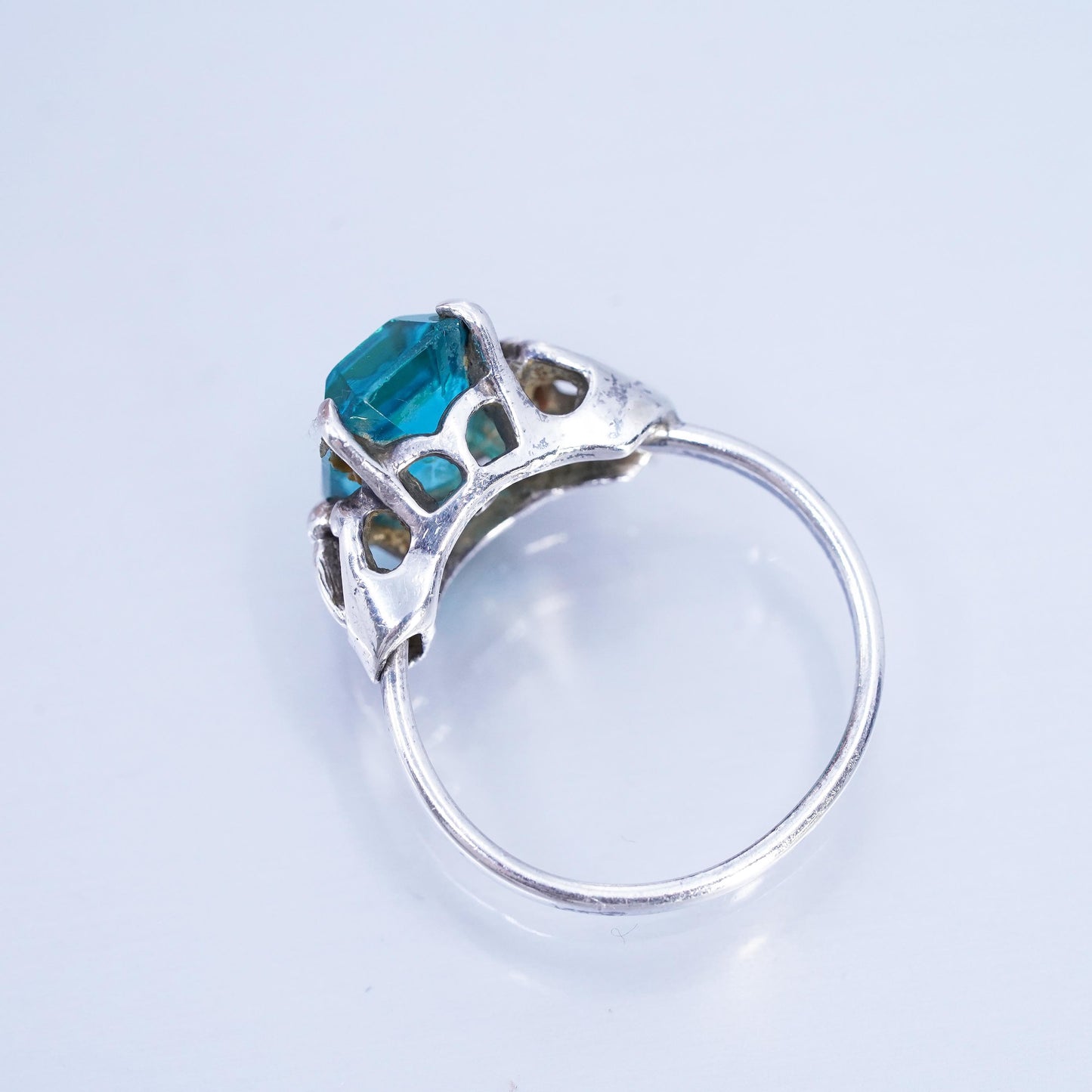 Size 6, vintage Sarah Coventry Sterling 925 silver handmade ring blue crystal