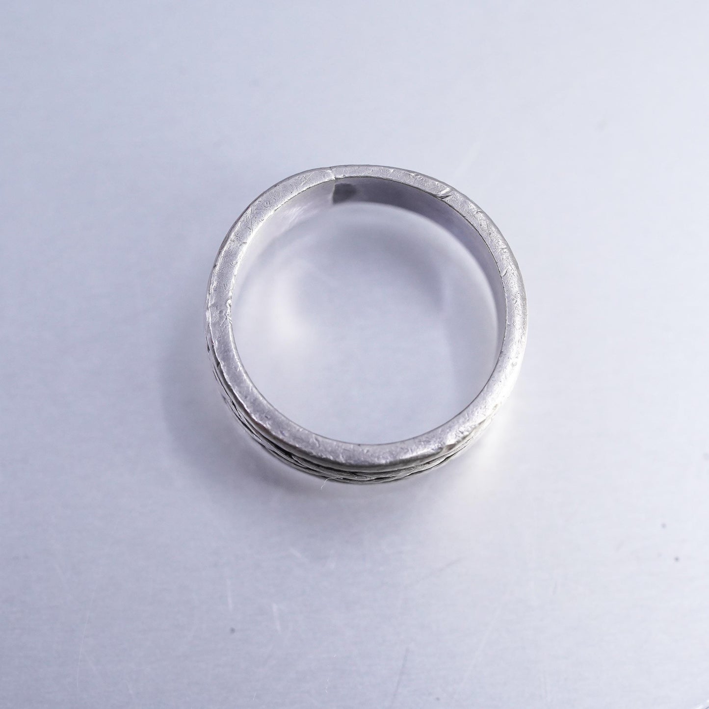 Size 5.5, vintage southwestern Mexican Sterling 925 silver ring, band cable