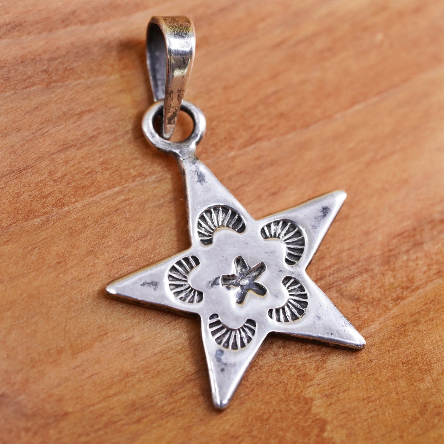 VTG southwestern sterling silver handmade pendant, 925 star, starfish, unique