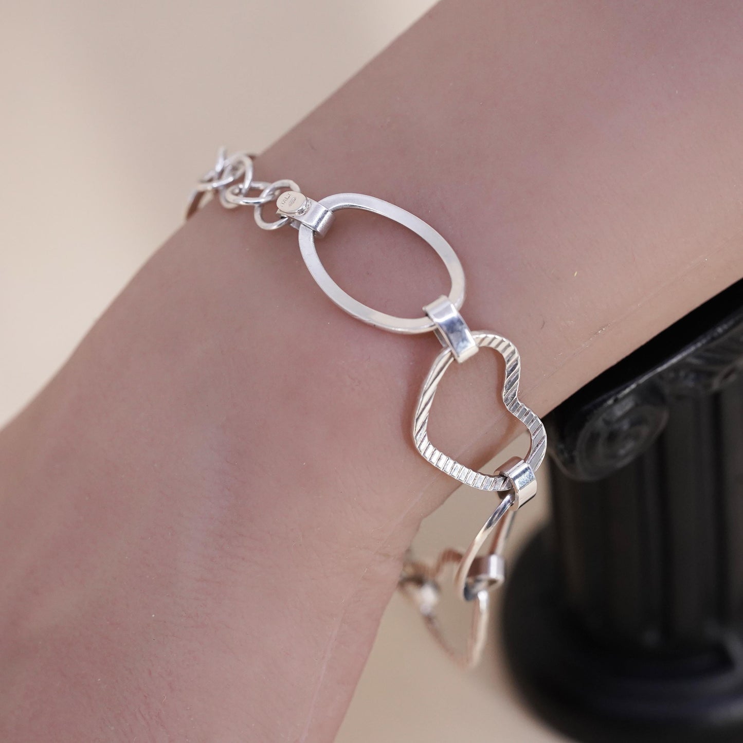 7.75”, Italian sterling silver bracelet, textured huge 925 heart oval chain