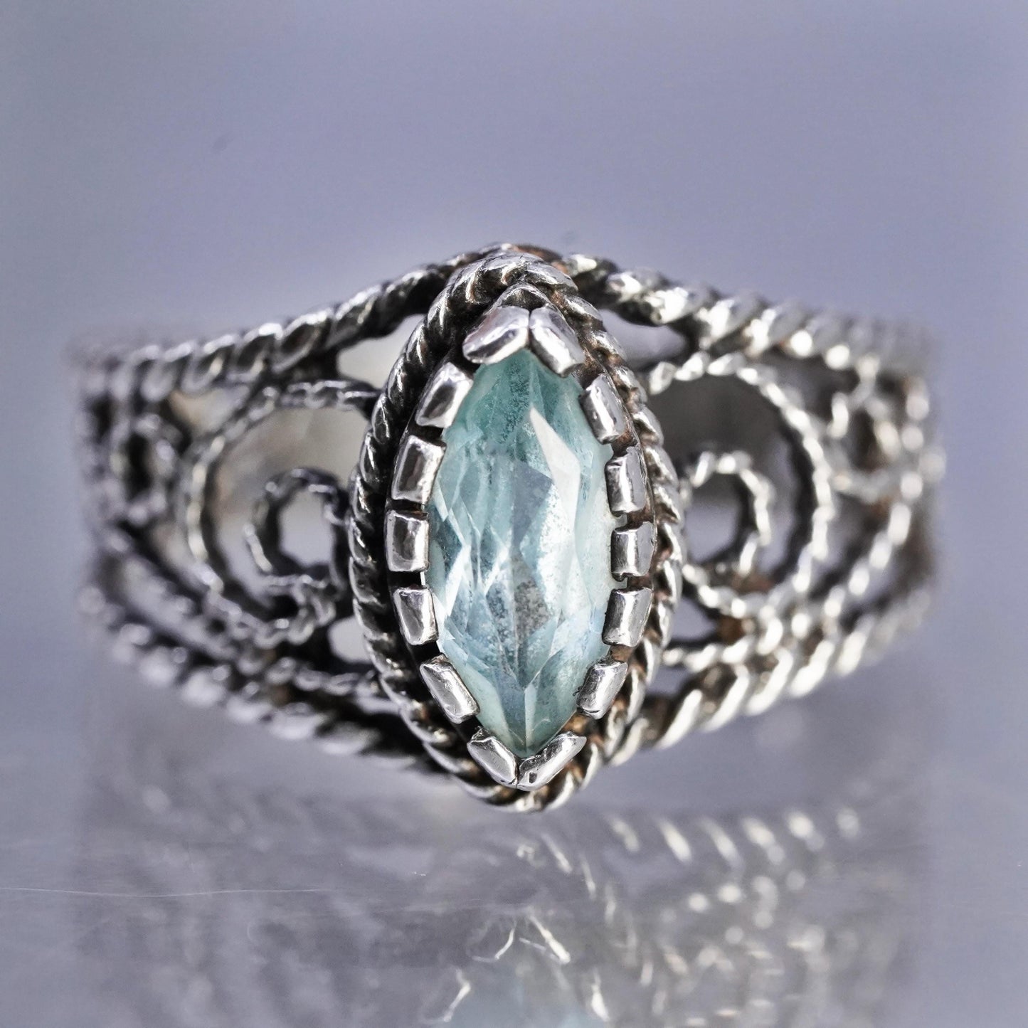 Size 8, vintage southwestern Sterling 925 silver handmade filigree ring topaz