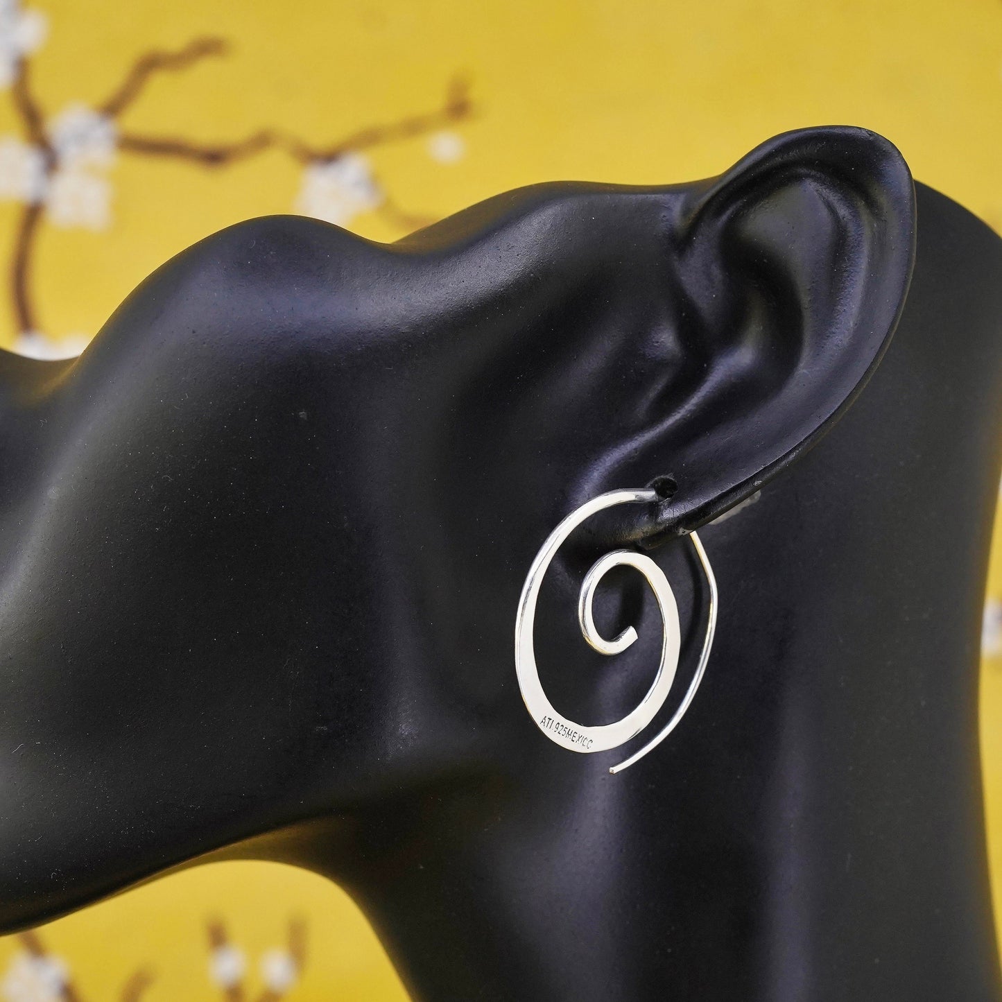 Mexican Sterling silver handmade earrings, 925 Hammered swirly sprial dangles