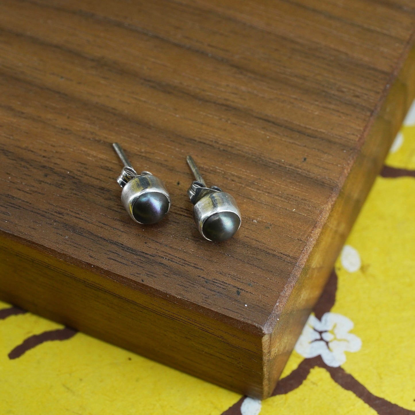 Vintage Sterling silver handmade earrings, 925 black pearl studs