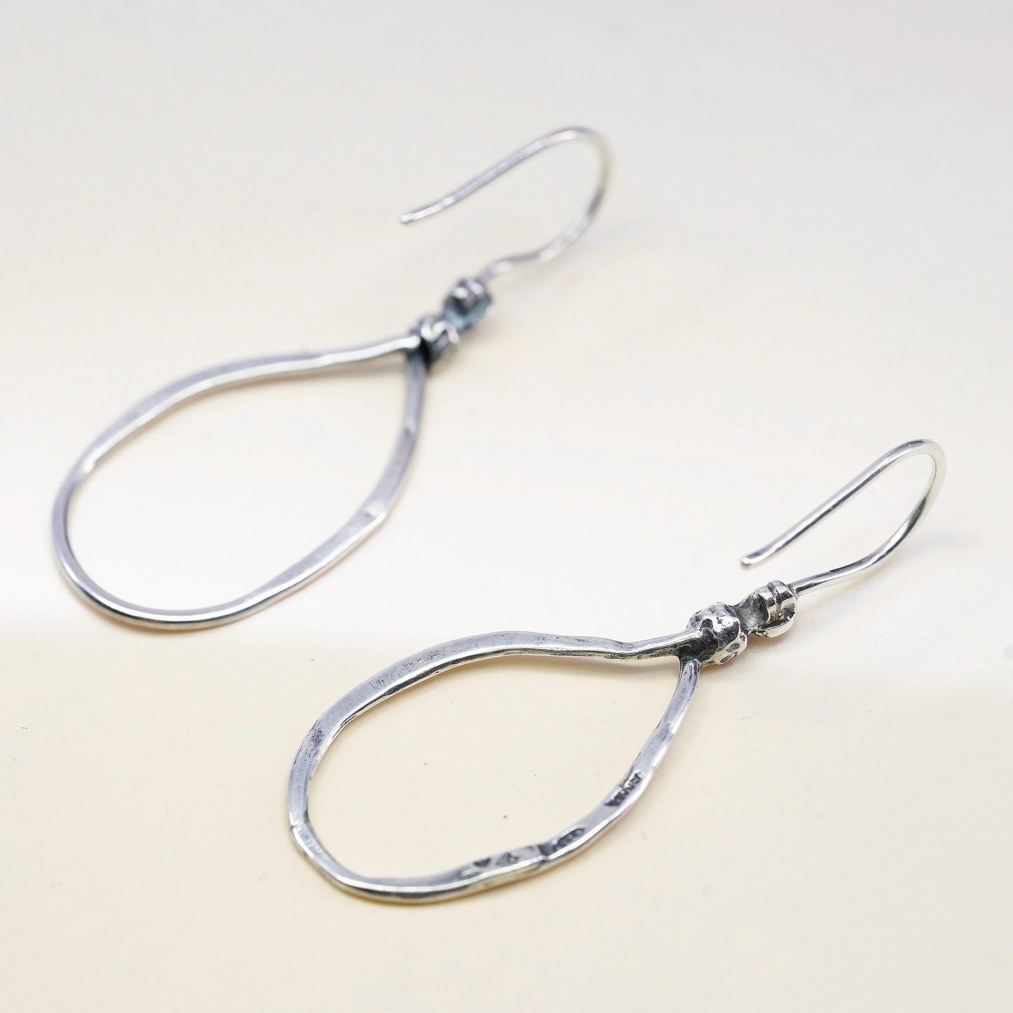 Vintage Silpada Israeli Lasso 925 Sterling Silver teardrop loop Earrings W1551