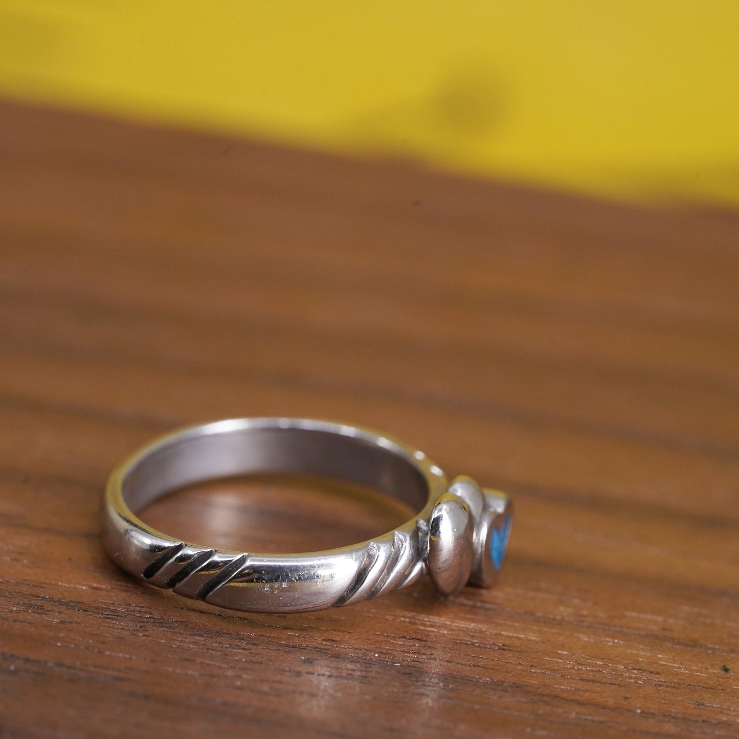 Size 3, vintage Sterling silver handmade ring, mexico 925 heart band turquoise