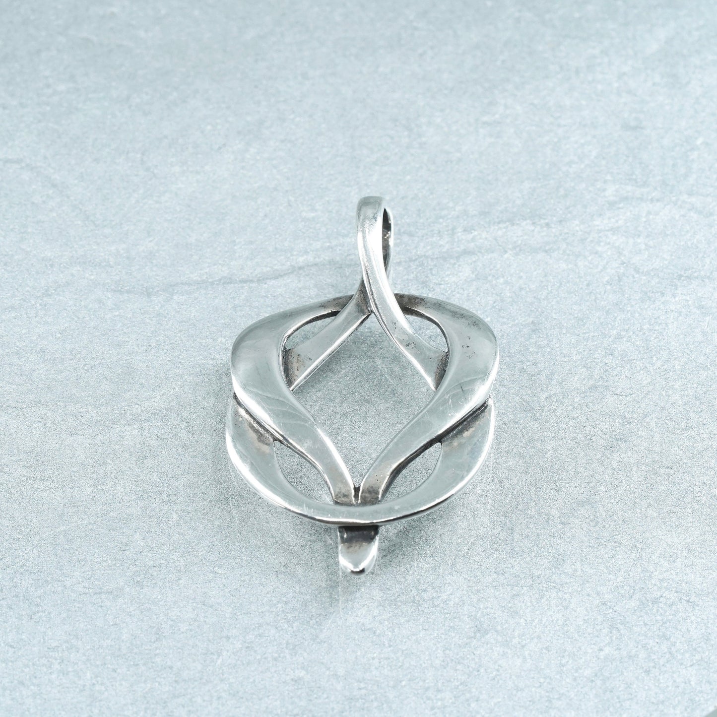 Vintage sterling 925 silver handmade Irish Celtic knot pendant