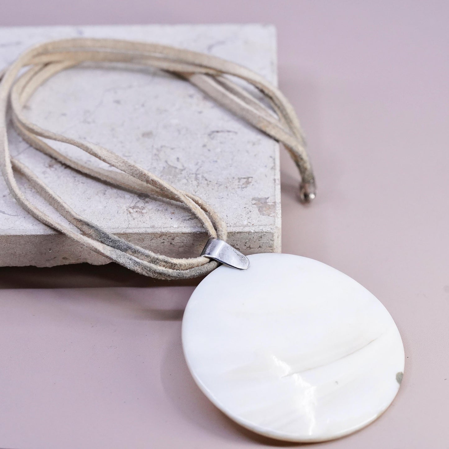 18", sterling 925 Silver necklace, double strands leather huge MOP pendant