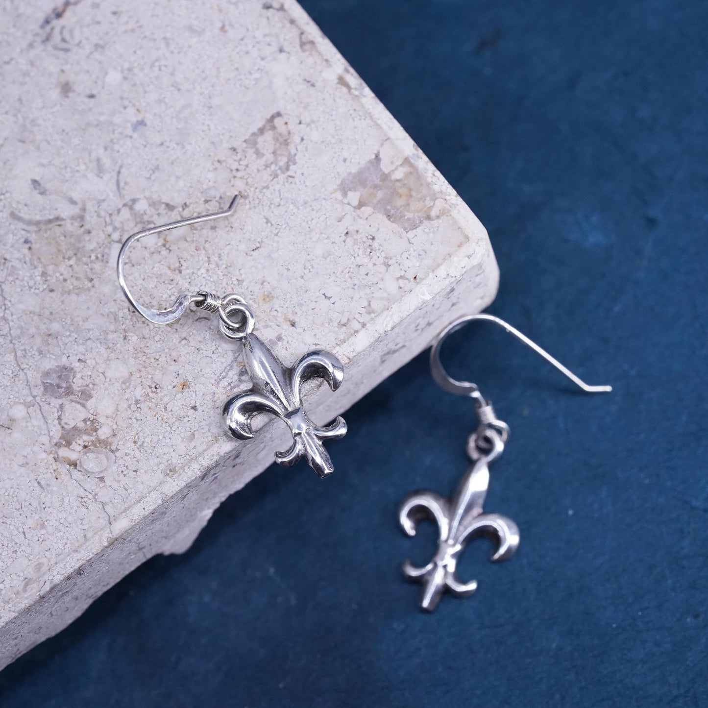 Vintage Sterling silver handmade earrings, 925 French fleur-de-lis drops