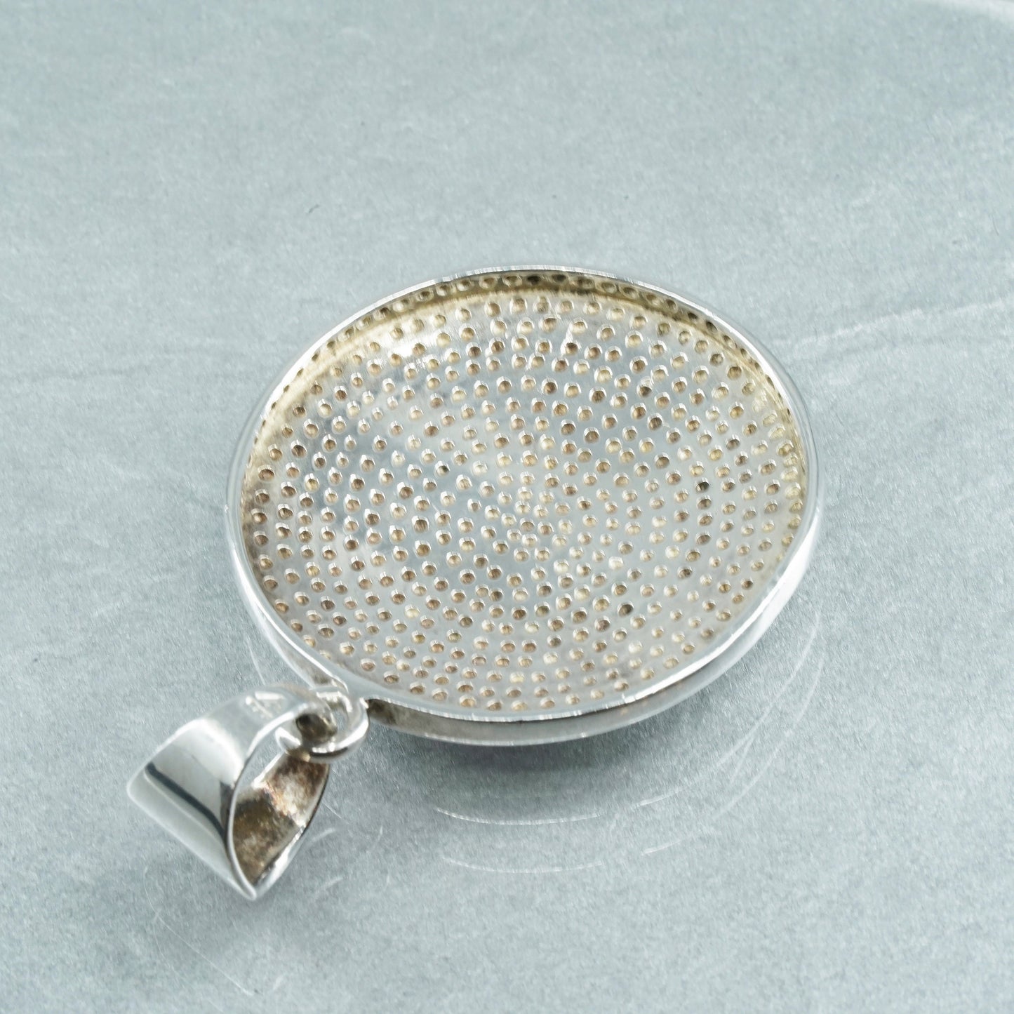Retired Silpada Sterling Silver handmade wavy Circle Pendant Necklace