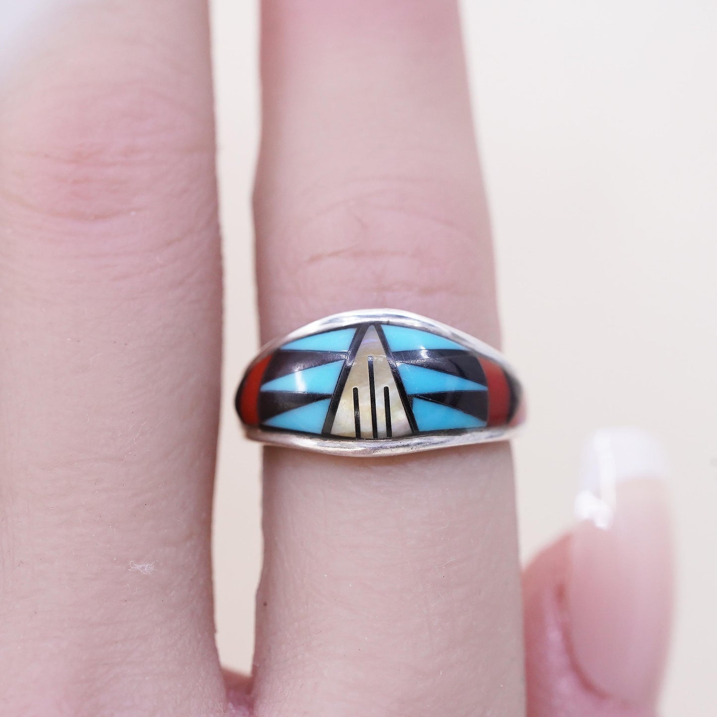 Size 6, Native Americans Kay Johnson Sterling silver ring, 925 band inlay