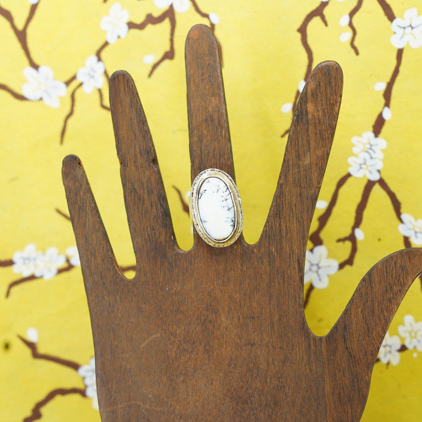 Size 5.5, Vintage Sterling 925 silver handmade ring with white dendritic agate