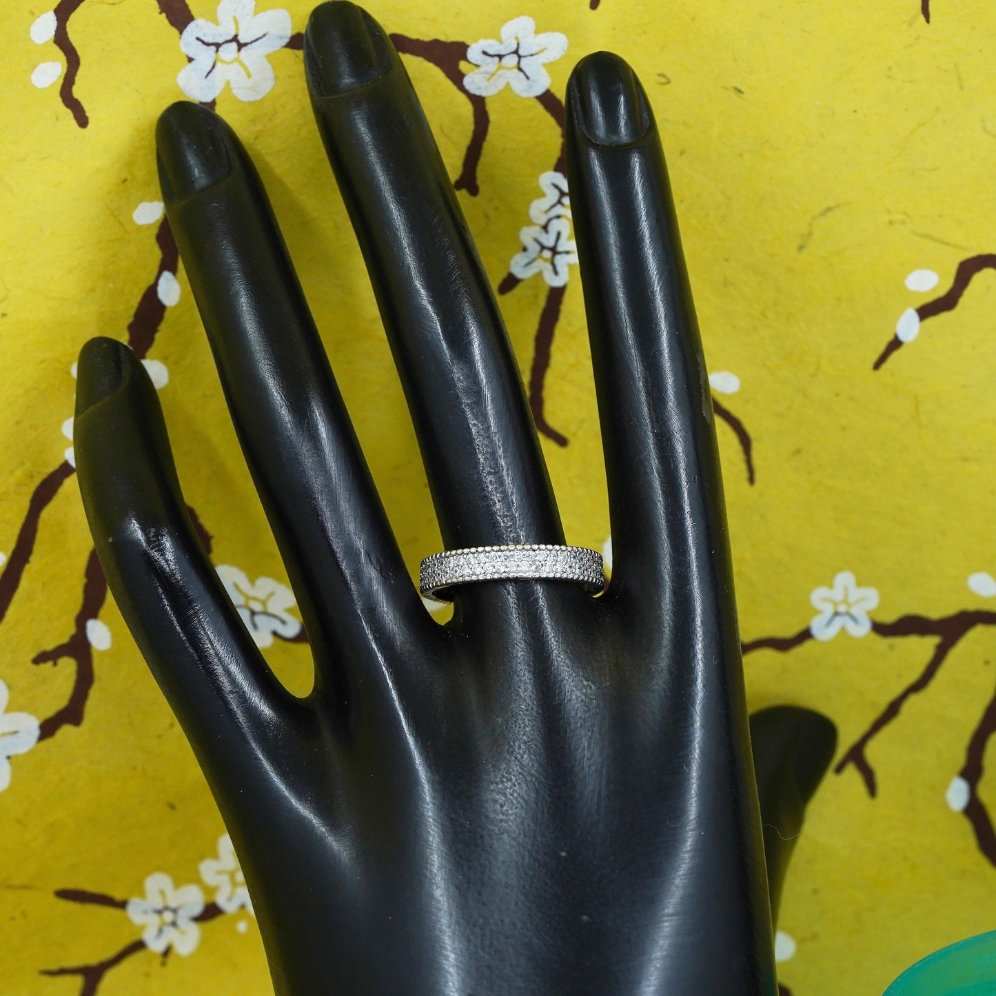 Size 9, vintage Sterling silver ring, 925 band with cz