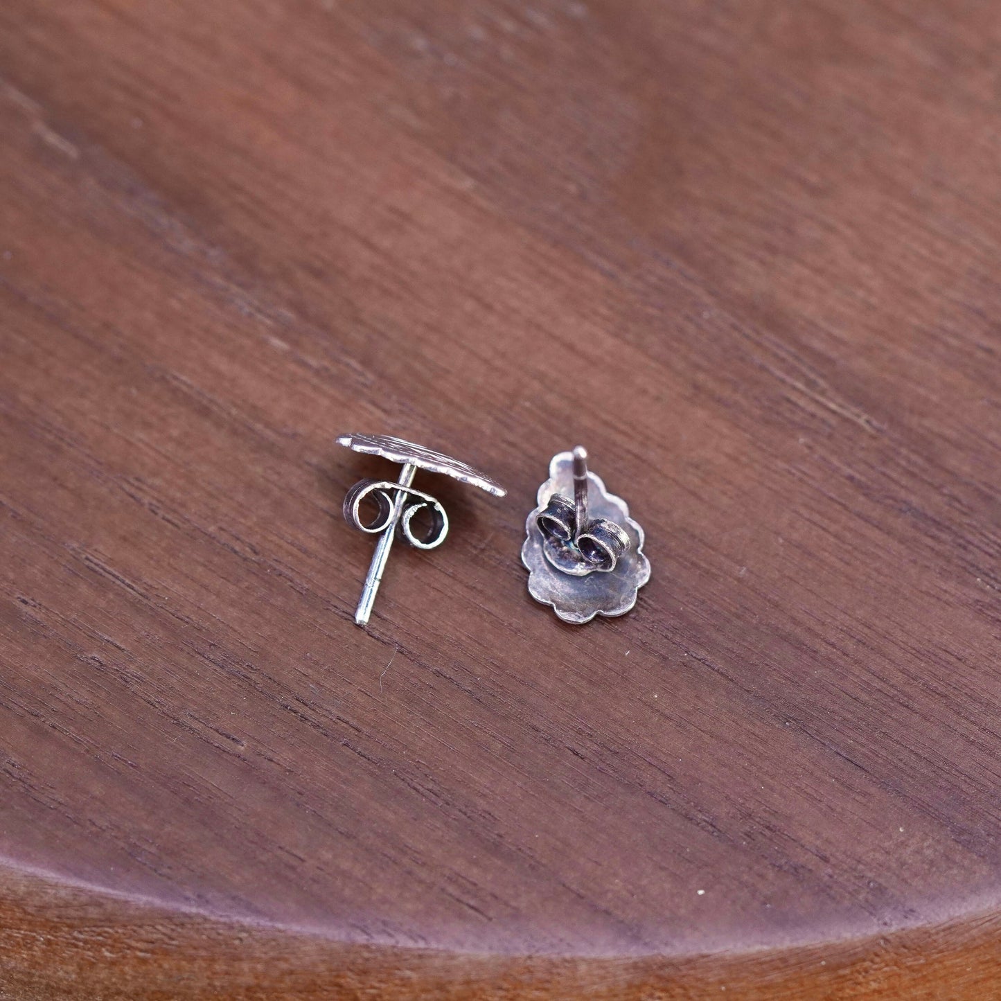vintage southwestern Sterling silver handmade earrings, 925 leafy studs
