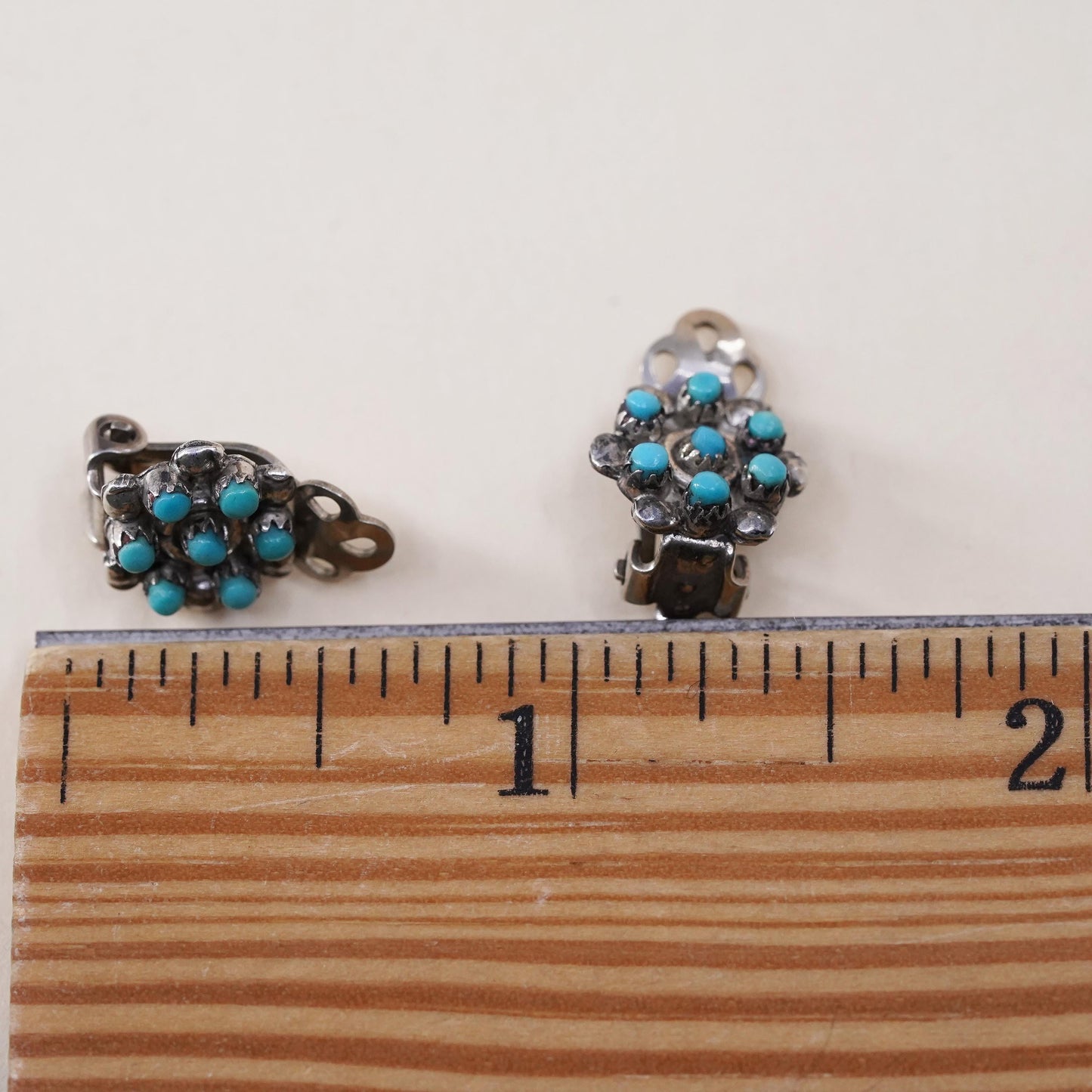 Native American 925 Sterling earrings, 925 flower clip on earrings turquoise